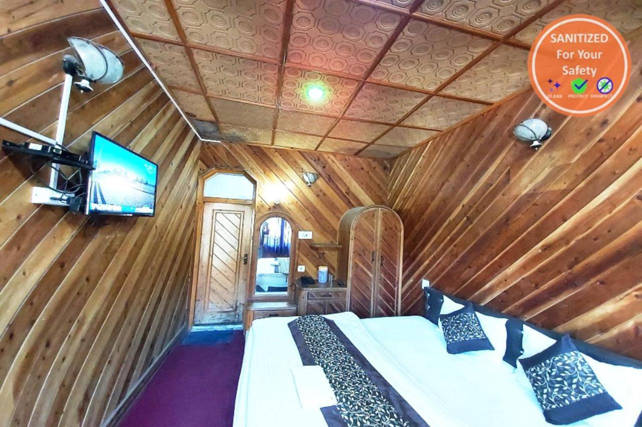 Goroomgo Luxury Stay Mall Road Nainital Eksteriør billede
